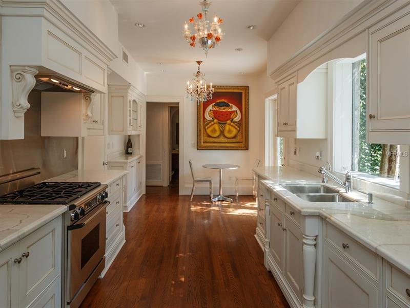 Property listing photo for 1336 COLLEGE POINT