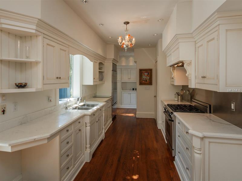 Property listing photo for 1336 COLLEGE POINT