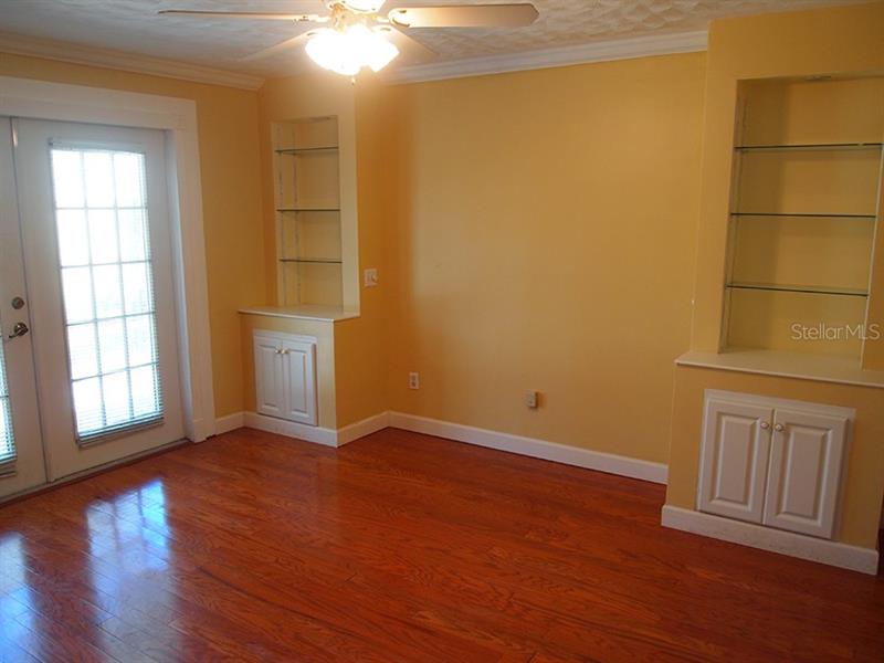 Property listing photo for 1112 POINSETTIA AVENUE