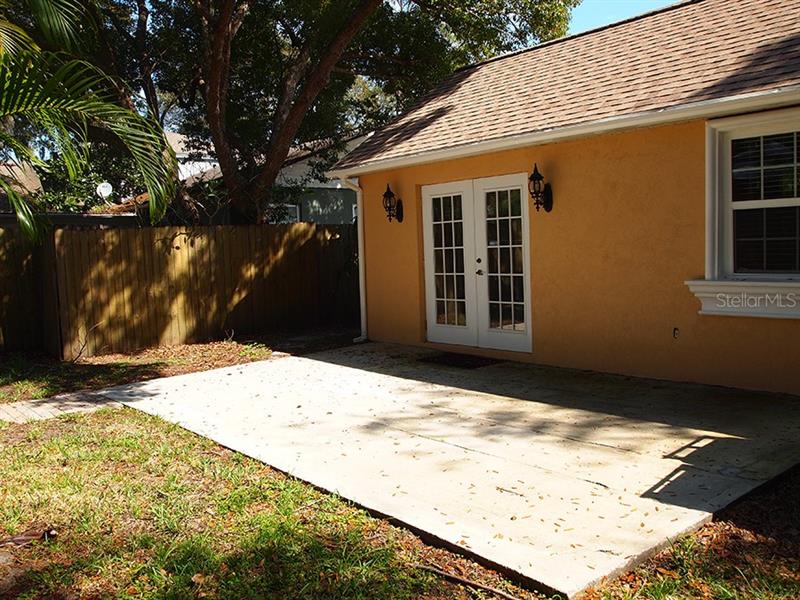 Property listing photo for 1112 POINSETTIA AVENUE