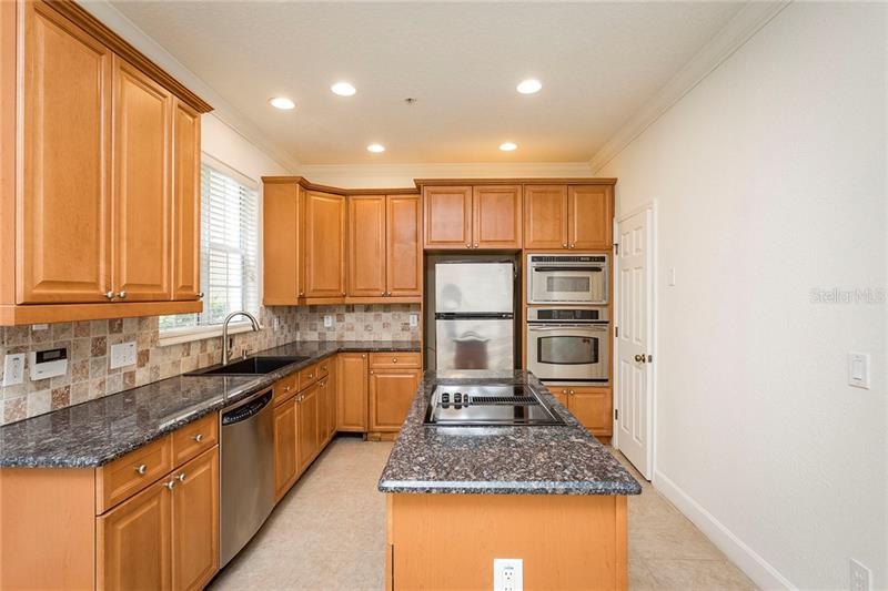 Property listing photo for 1020 MINNESOTA AVENUE #7