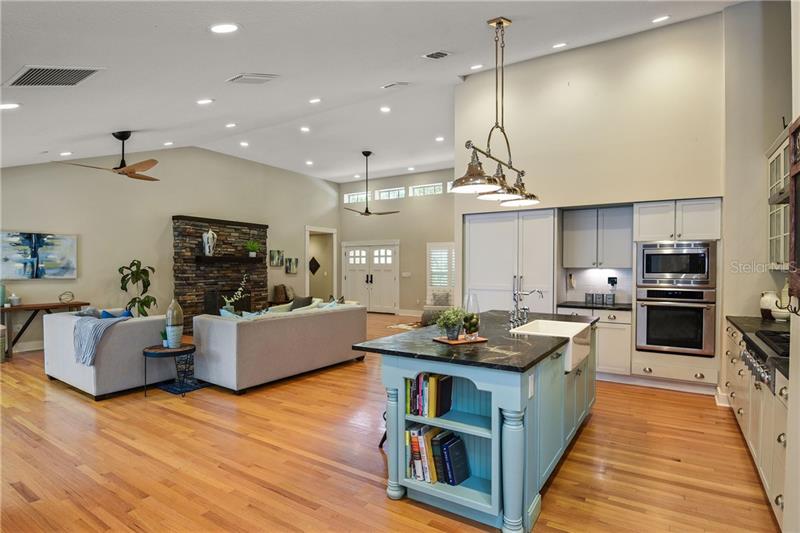 Property listing photo for 2225 VIA LUNA