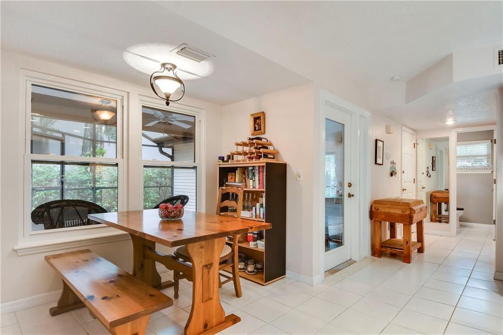 Property listing photo for 756 MCINTYRE AVENUE