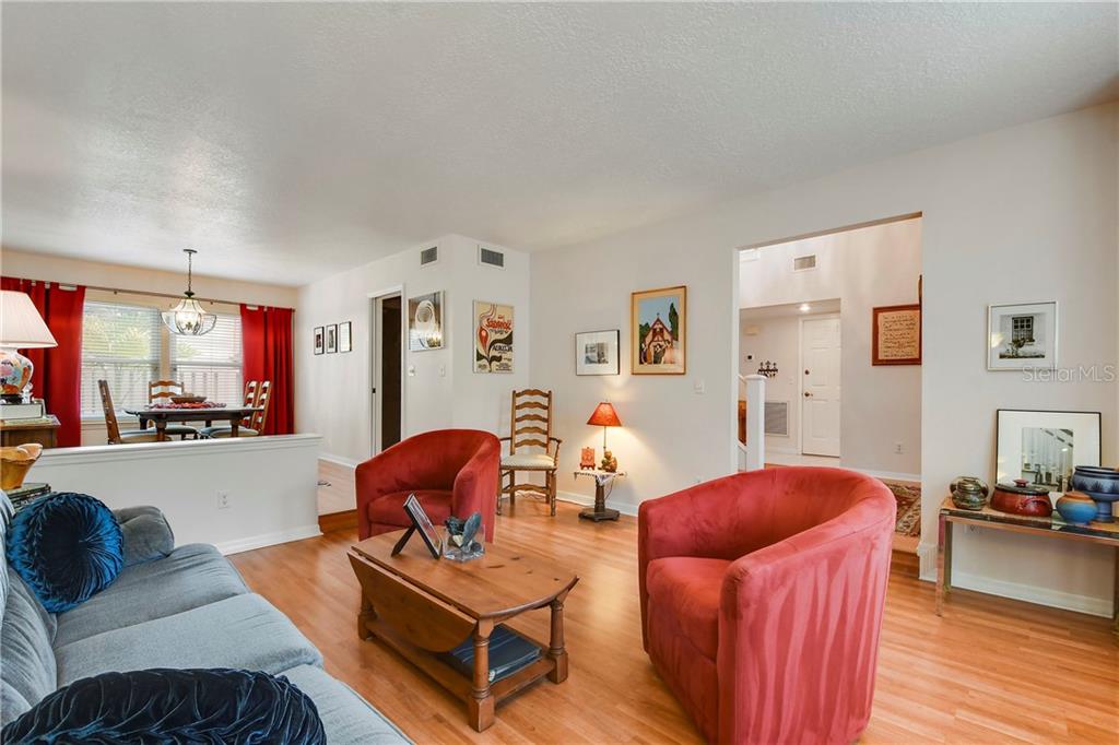 Property listing photo for 756 MCINTYRE AVENUE