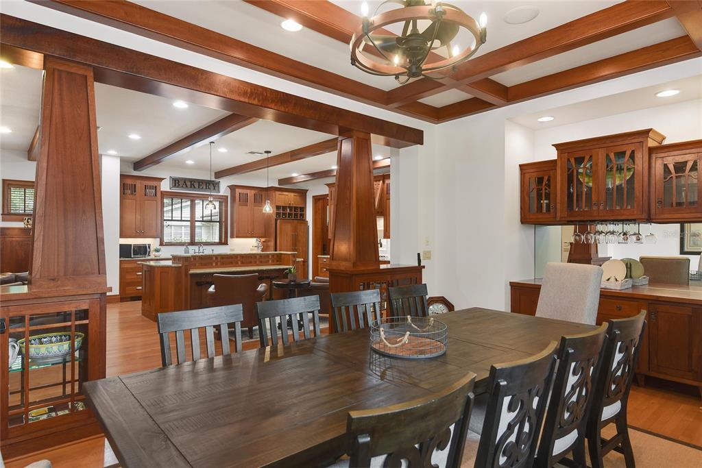 Property listing photo for 1612 E WASHINGTON STREET
