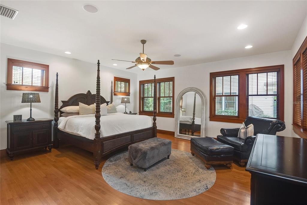 Property listing photo for 1612 E WASHINGTON STREET