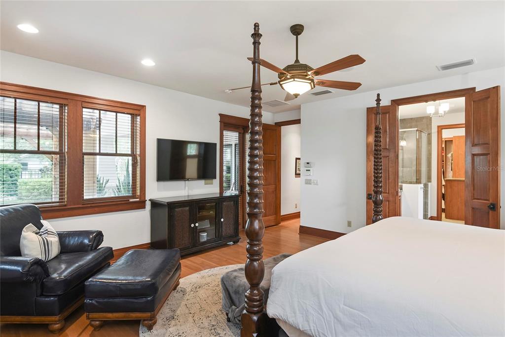 Property listing photo for 1612 E WASHINGTON STREET