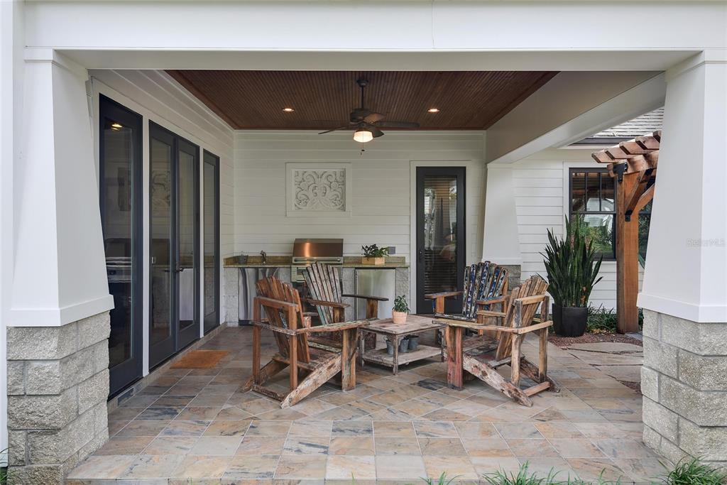 Property listing photo for 1612 E WASHINGTON STREET