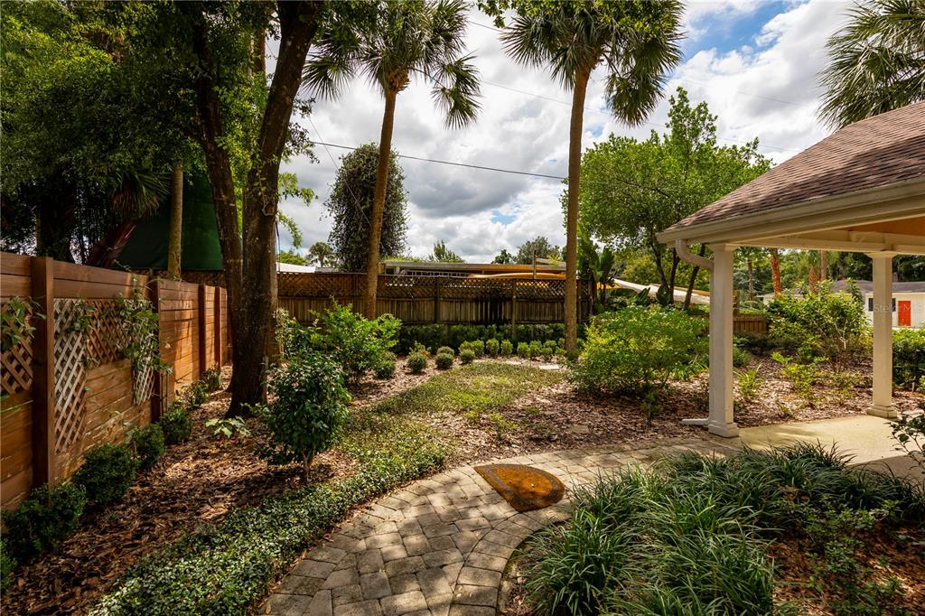 Property listing photo for 332 HARRIS AVENUE