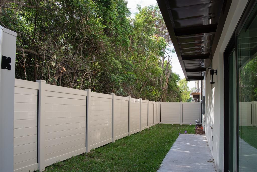 Property listing photo for 507 W CANTON AVENUE