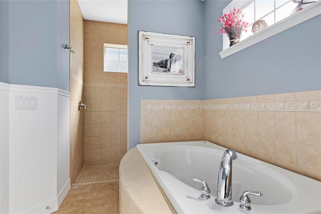 Property listing photo for 1303 N WESTMORELAND DRIVE