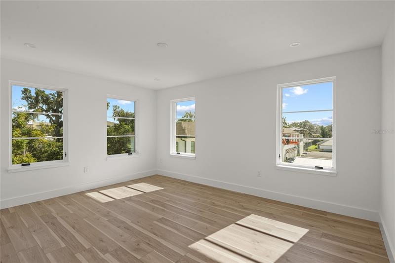 Property listing photo for 508 W SWOOPE AVENUE