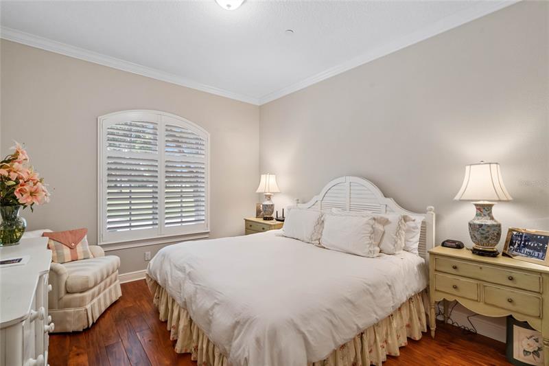 Property listing photo for 345 W WELBOURNE AVENUE #104