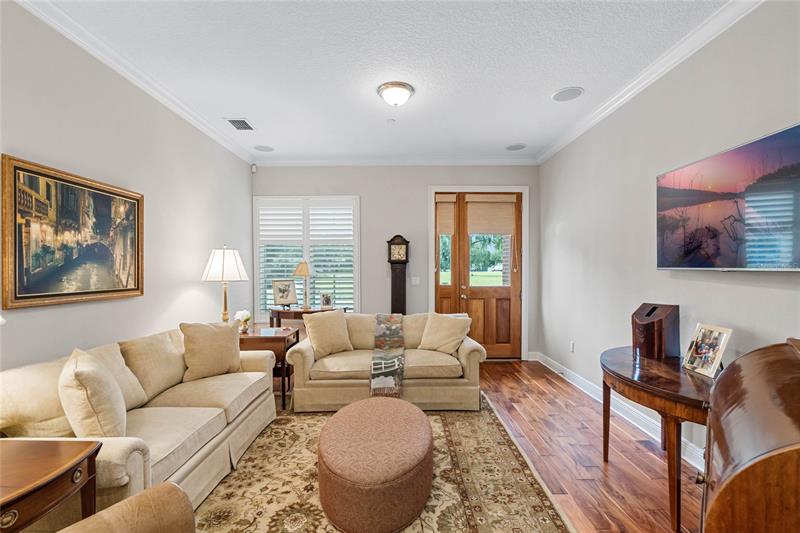 Property listing photo for 345 W WELBOURNE AVENUE #104