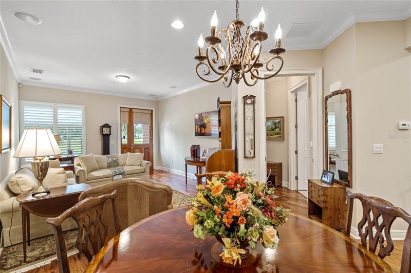 Property listing photo for 345 W WELBOURNE AVENUE #104