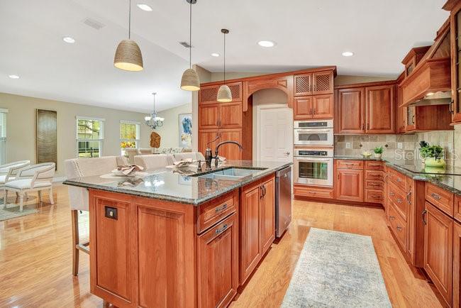 Property listing photo for 1761 GREENWICH AVENUE