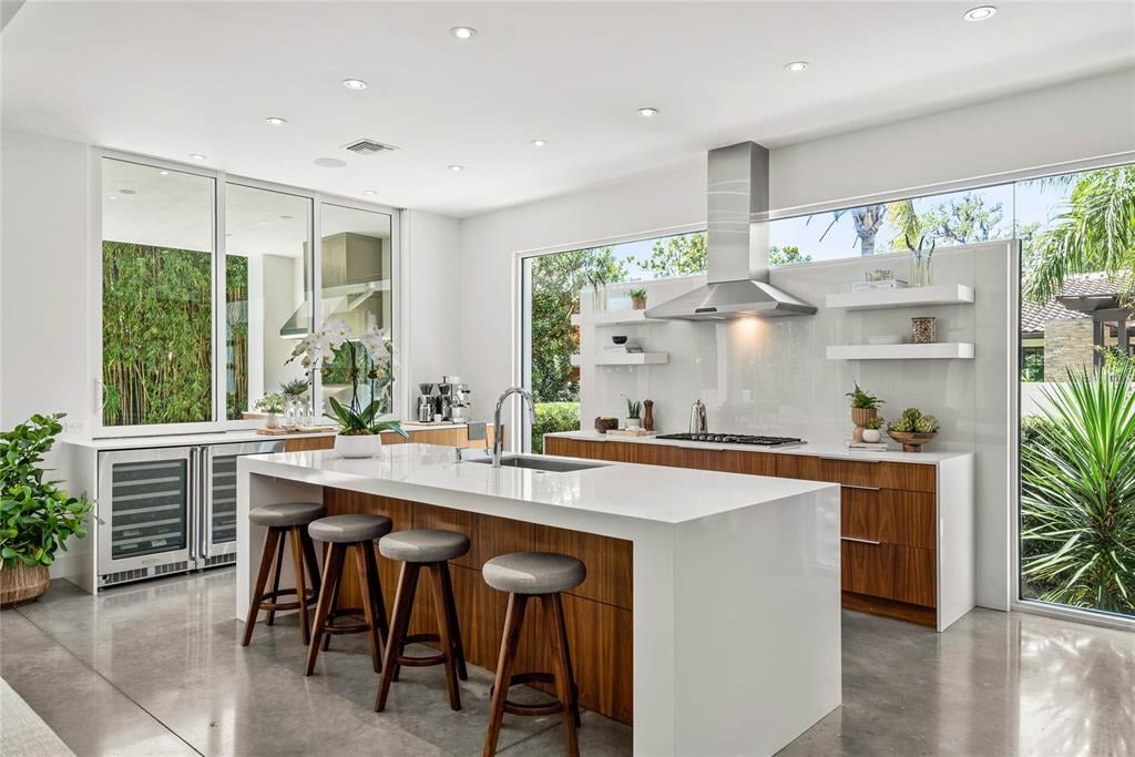 Property listing photo for 1530 MAYFIELD AVENUE