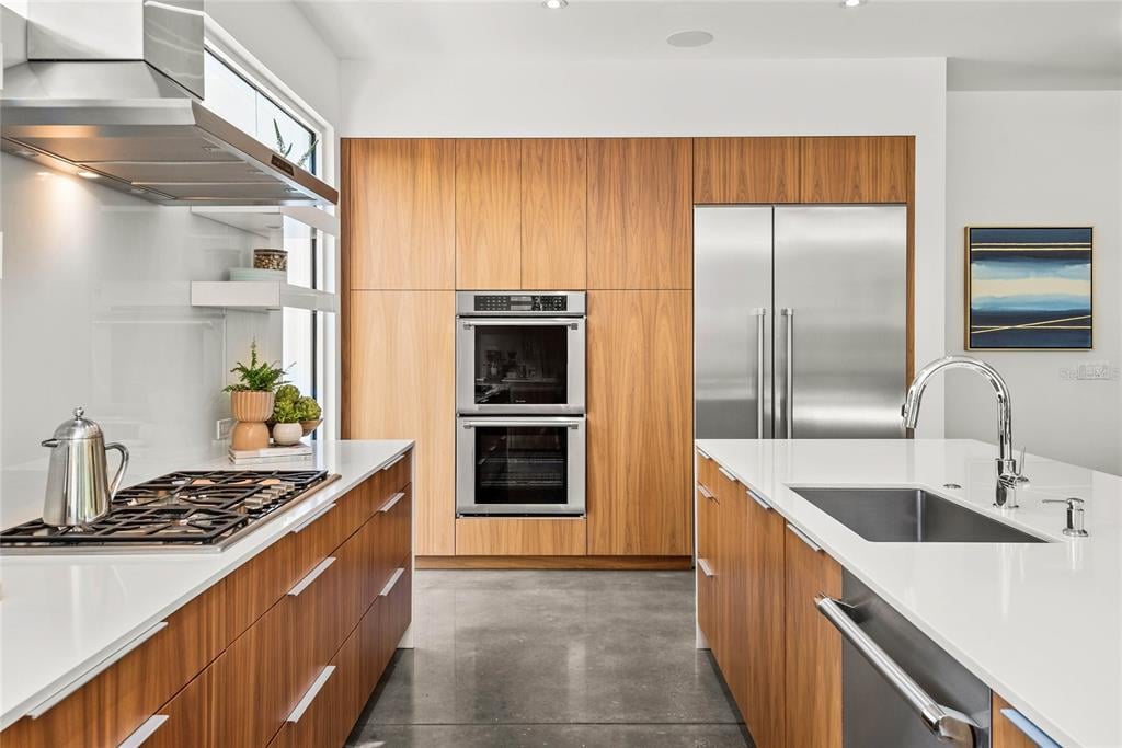 Property listing photo for 1530 MAYFIELD AVENUE