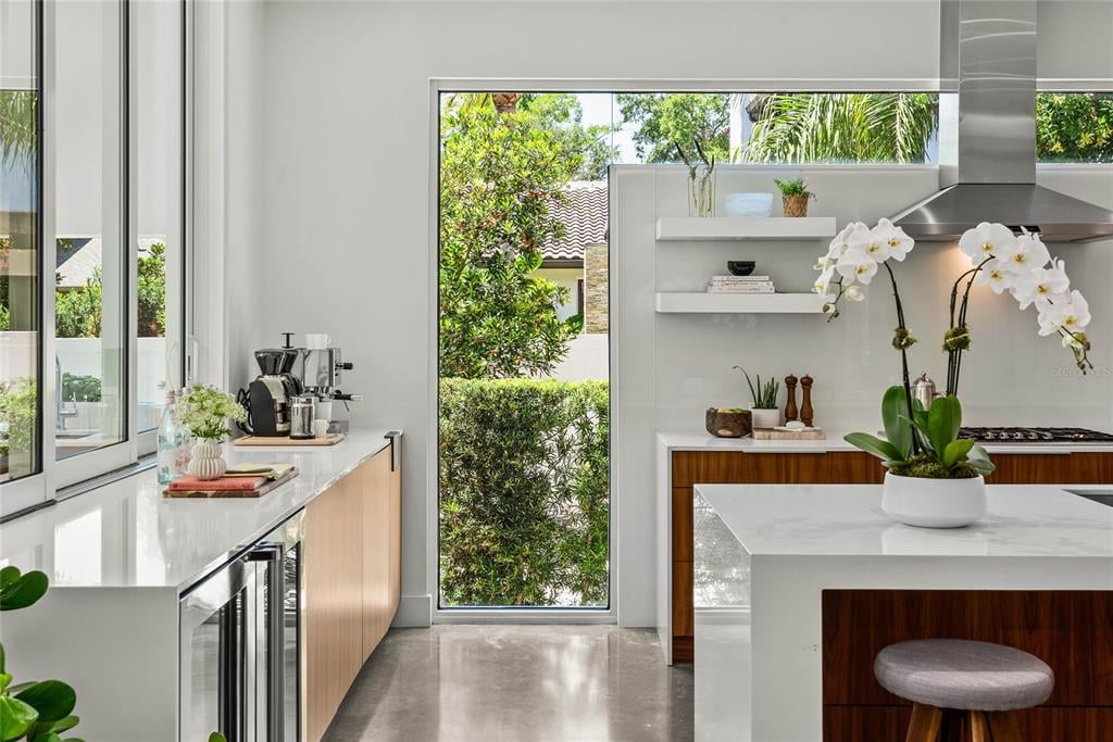Property listing photo for 1530 MAYFIELD AVENUE