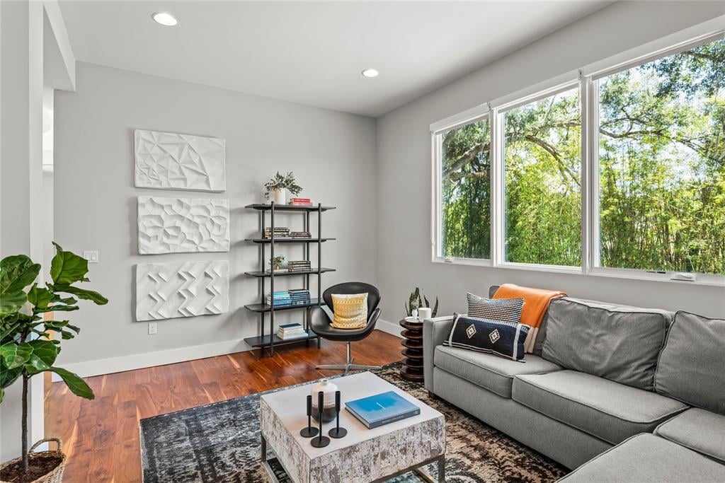 Property listing photo for 1530 MAYFIELD AVENUE