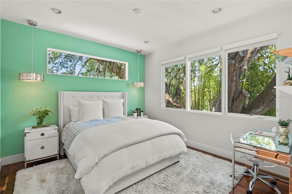 Property listing photo for 1530 MAYFIELD AVENUE