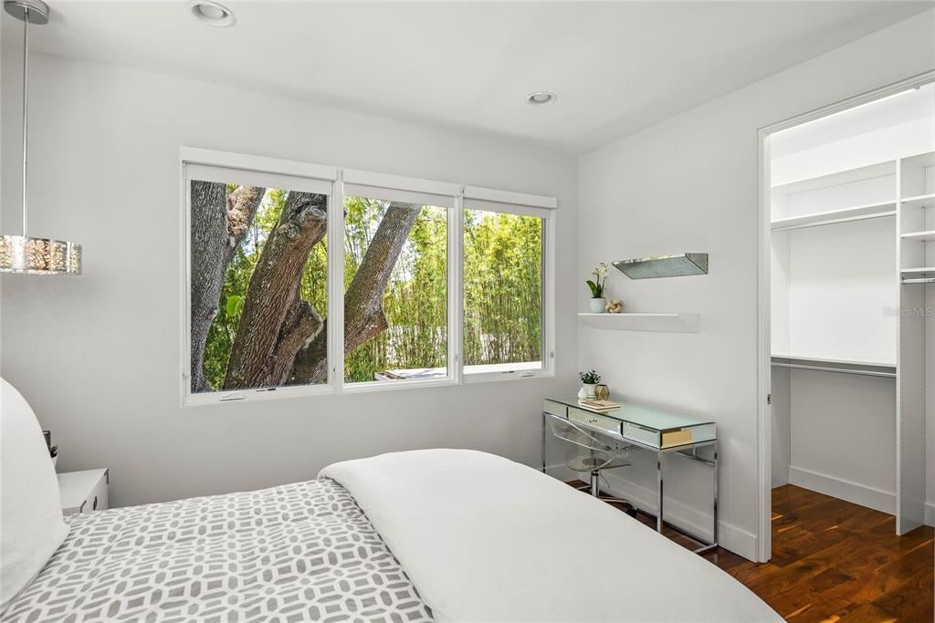 Property listing photo for 1530 MAYFIELD AVENUE