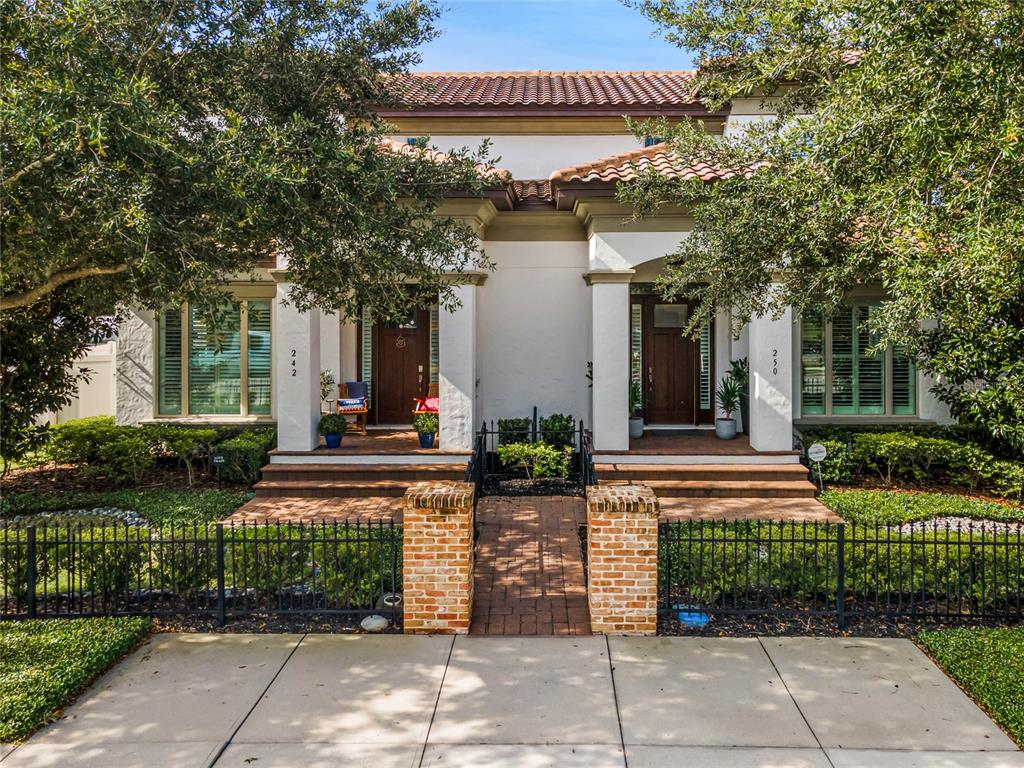 Property listing photo for 250 W LYMAN AVENUE