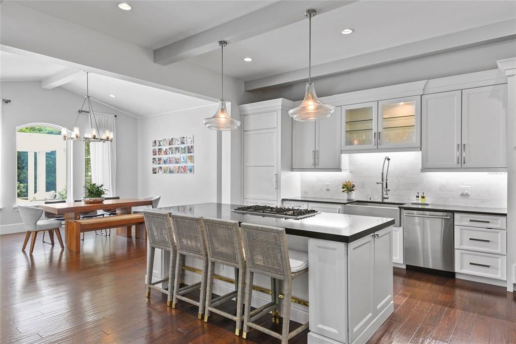 Property listing photo for 1730 GREENWICH AVENUE