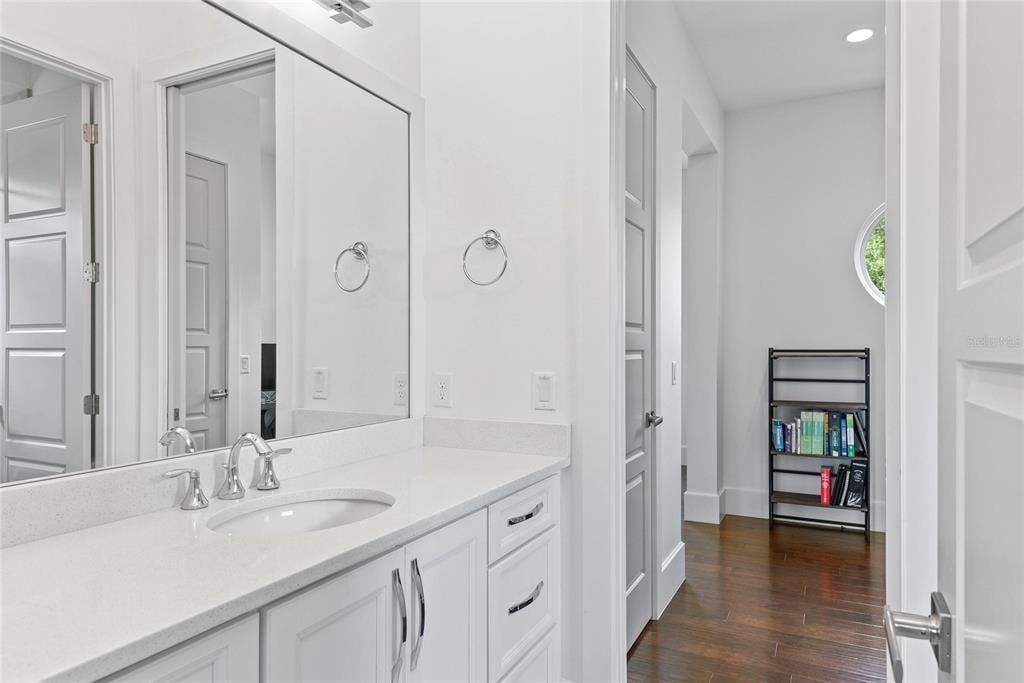 Property listing photo for 1730 GREENWICH AVENUE