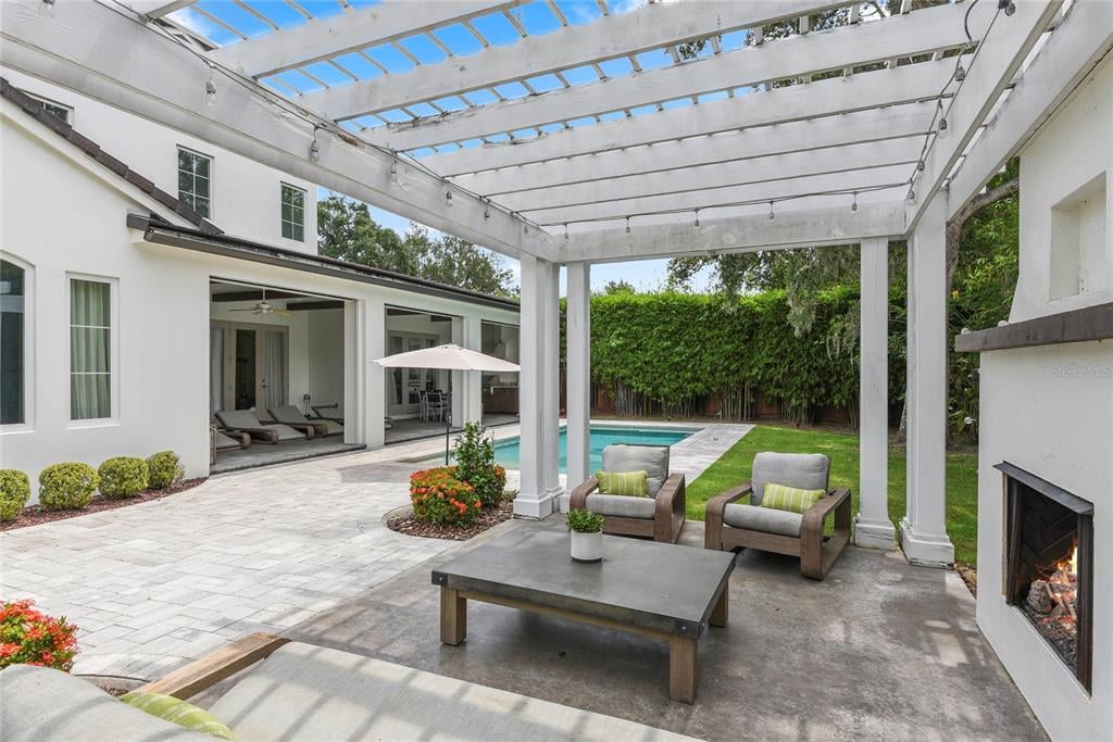 Property listing photo for 1730 GREENWICH AVENUE