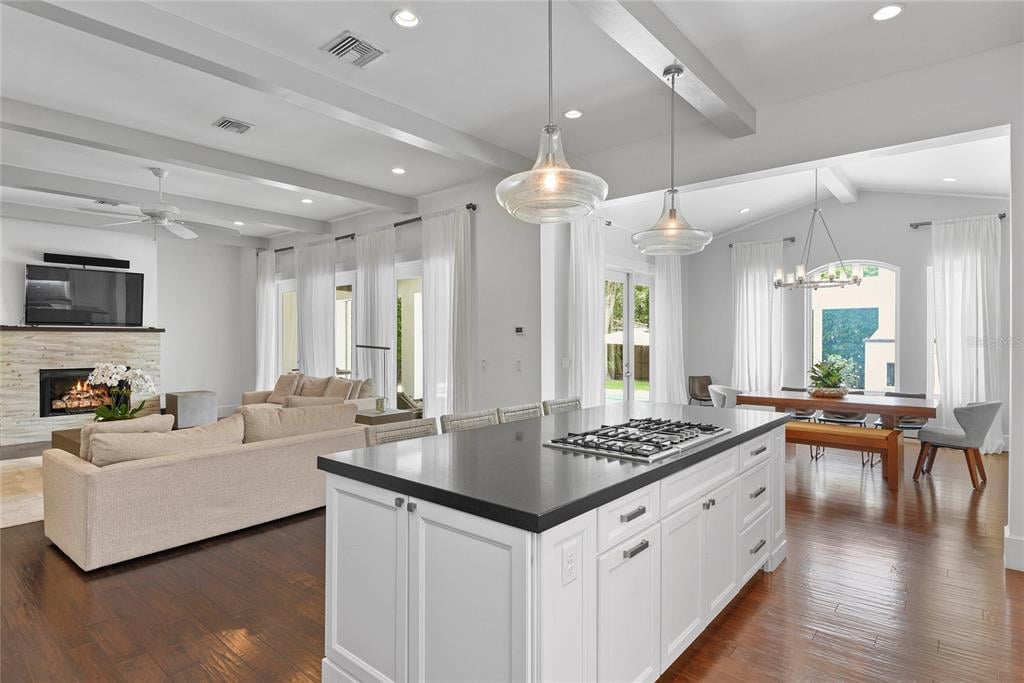 Property listing photo for 1730 GREENWICH AVENUE