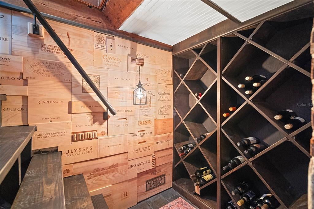 Property listing photo for 341 E WEBSTER AVENUE