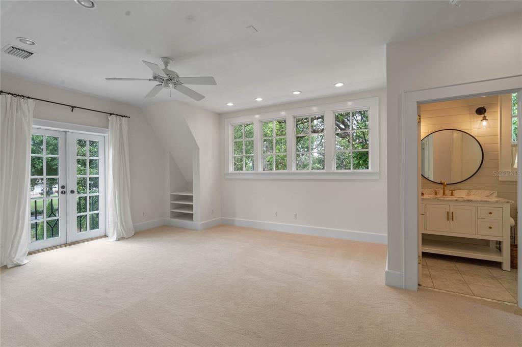 Property listing photo for 341 E WEBSTER AVENUE