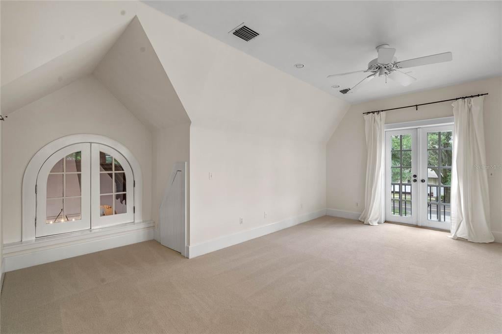 Property listing photo for 341 E WEBSTER AVENUE