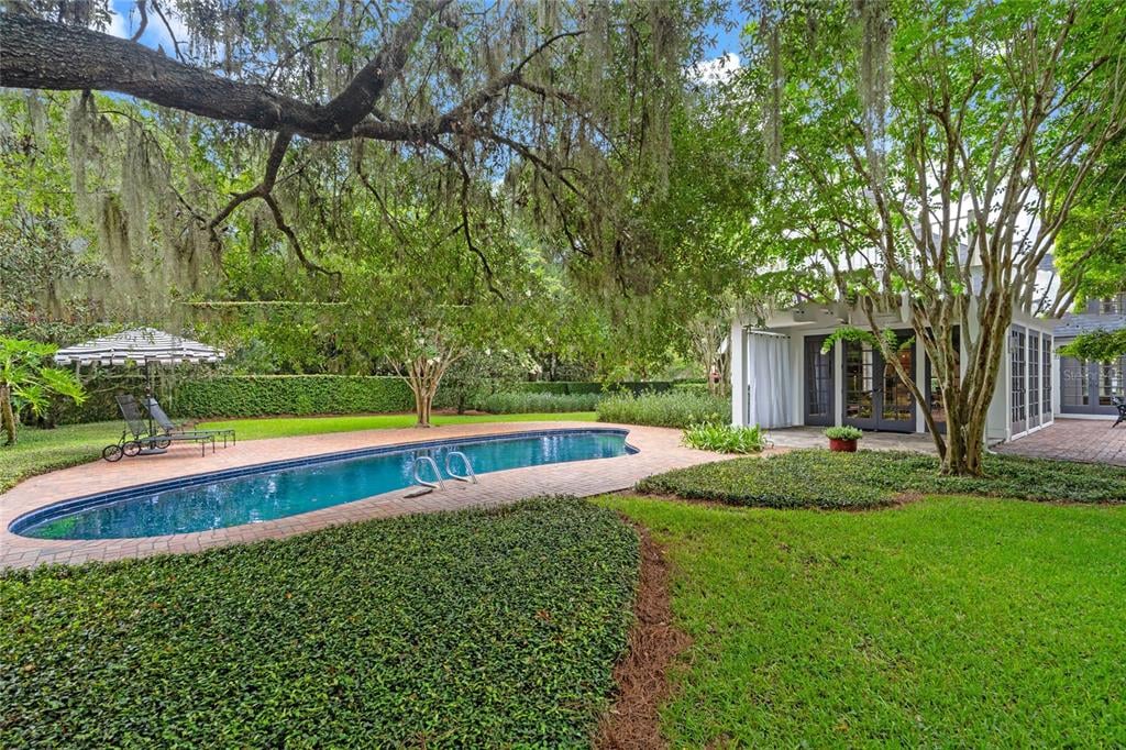 Property listing photo for 341 E WEBSTER AVENUE