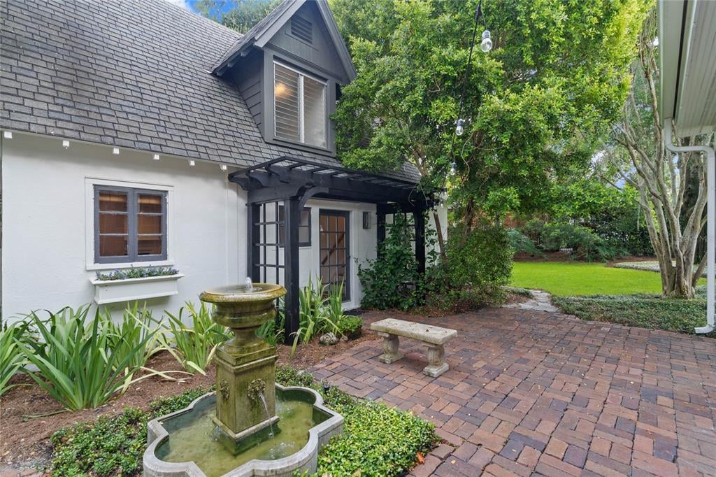 Property listing photo for 341 E WEBSTER AVENUE