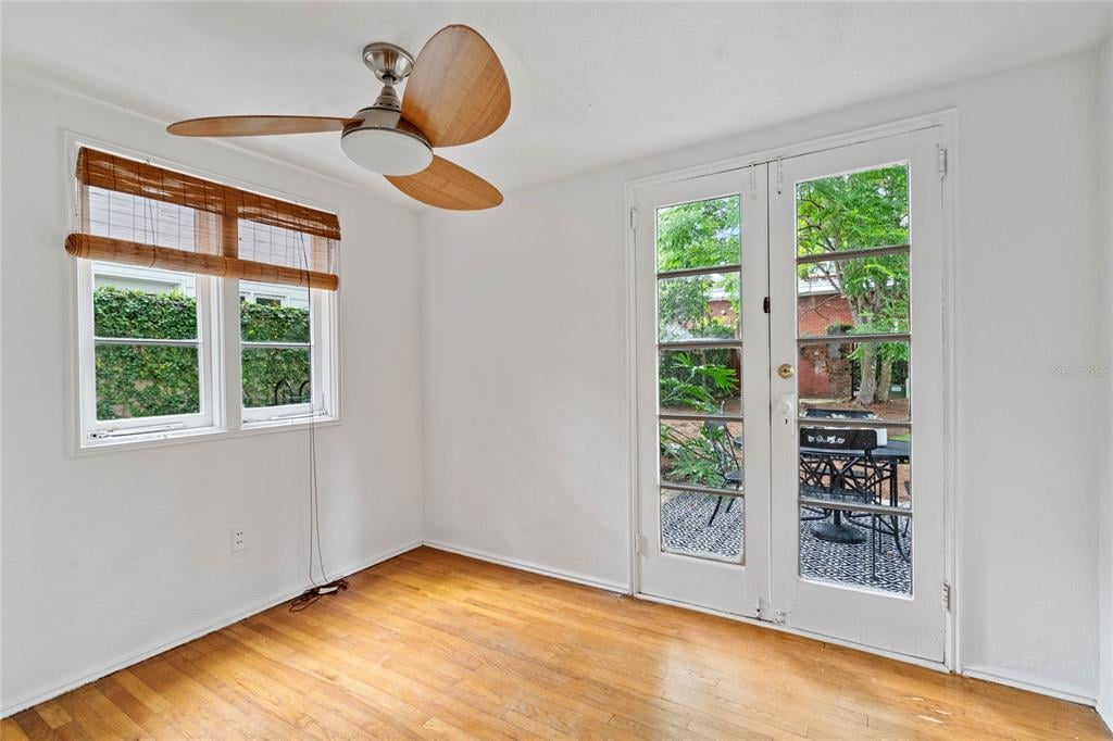 Property listing photo for 341 E WEBSTER AVENUE