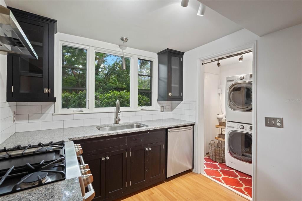 Property listing photo for 341 E WEBSTER AVENUE