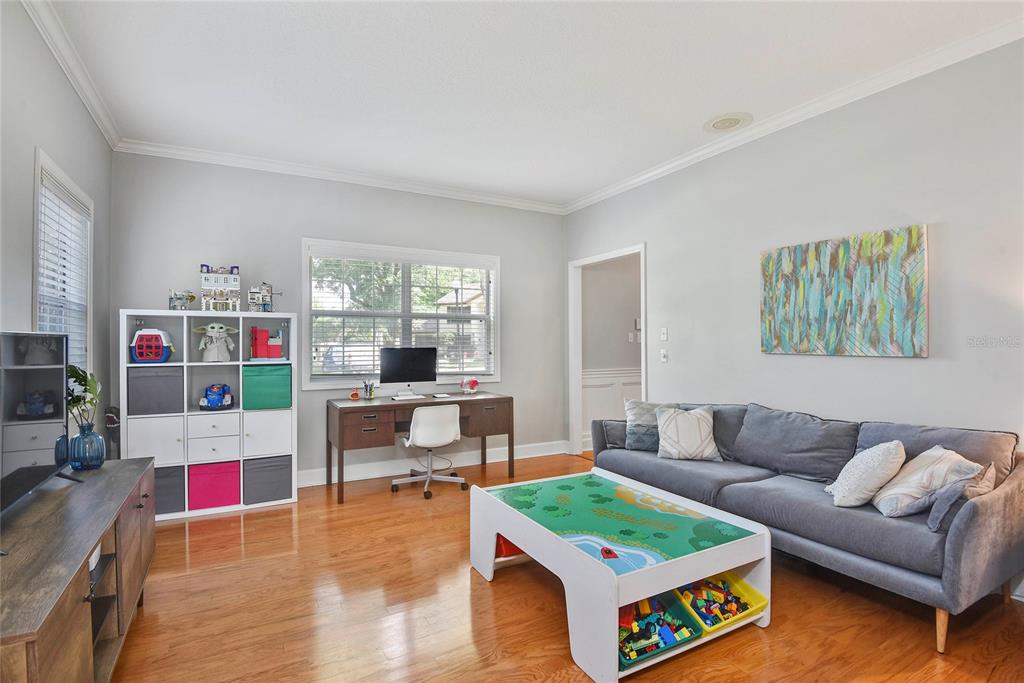 Property listing photo for 1859 Chatham COURT