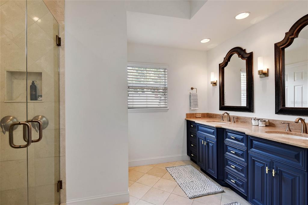 Property listing photo for 1859 Chatham COURT