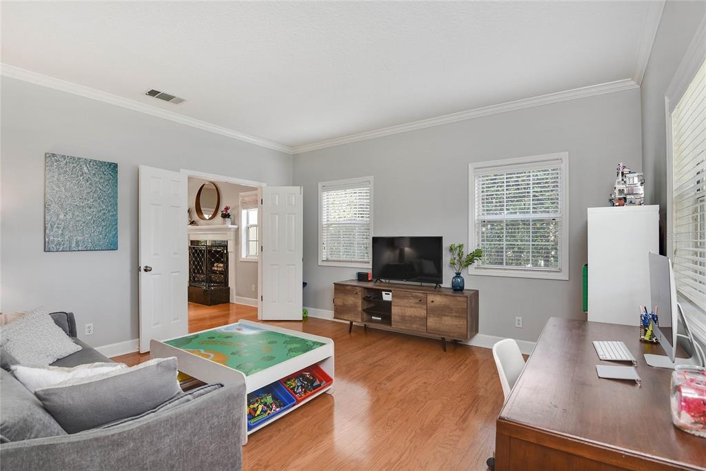 Property listing photo for 1859 Chatham COURT
