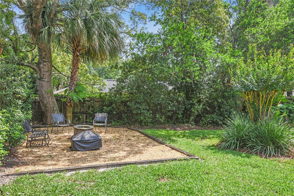Property listing photo for 948 Poinciana LANE