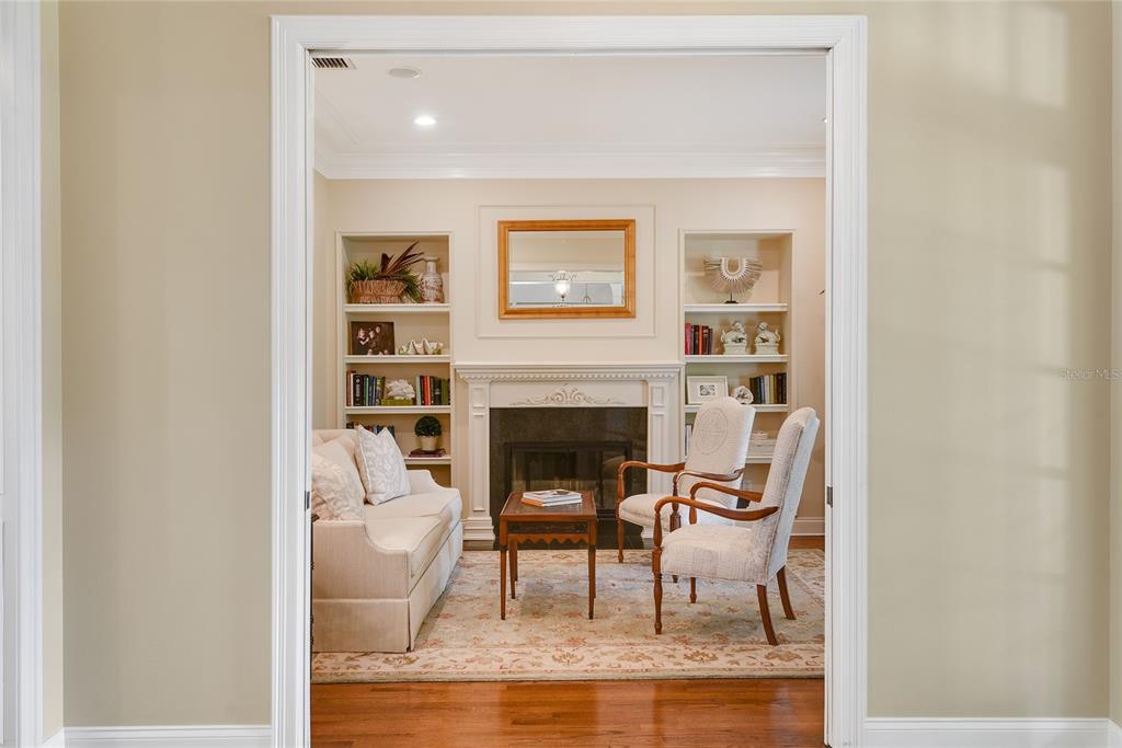 Property listing photo for 948 Poinciana LANE