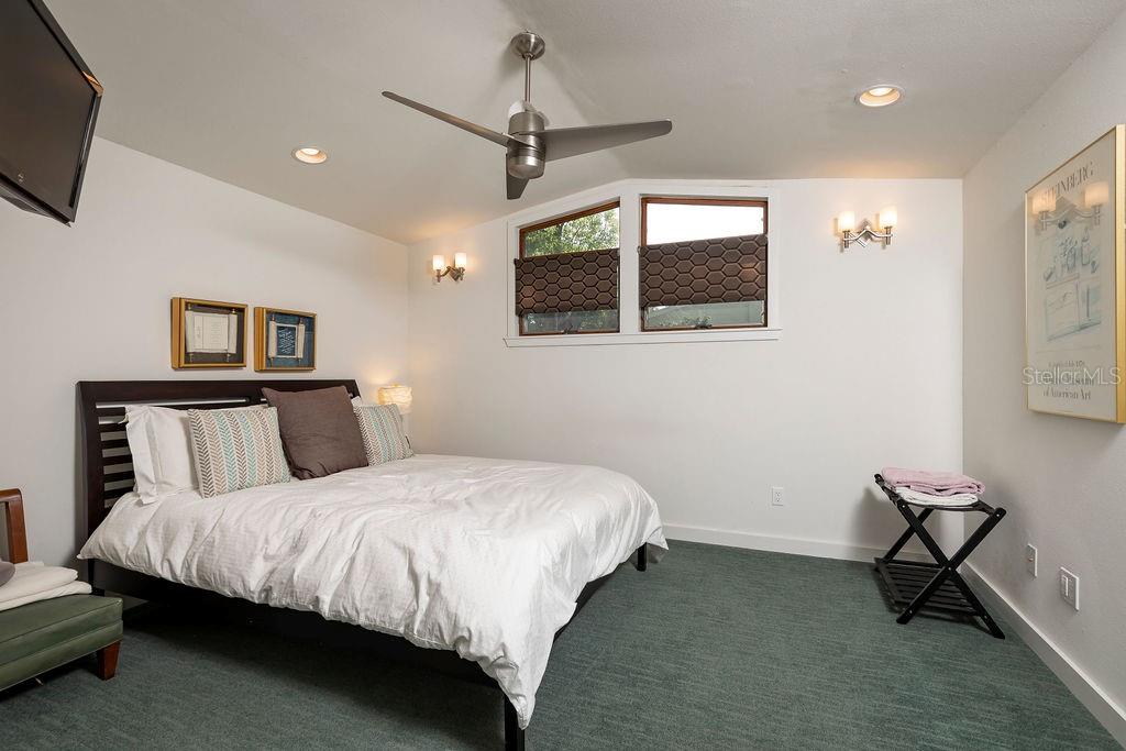 Property listing photo for 1611 Huron TRAIL