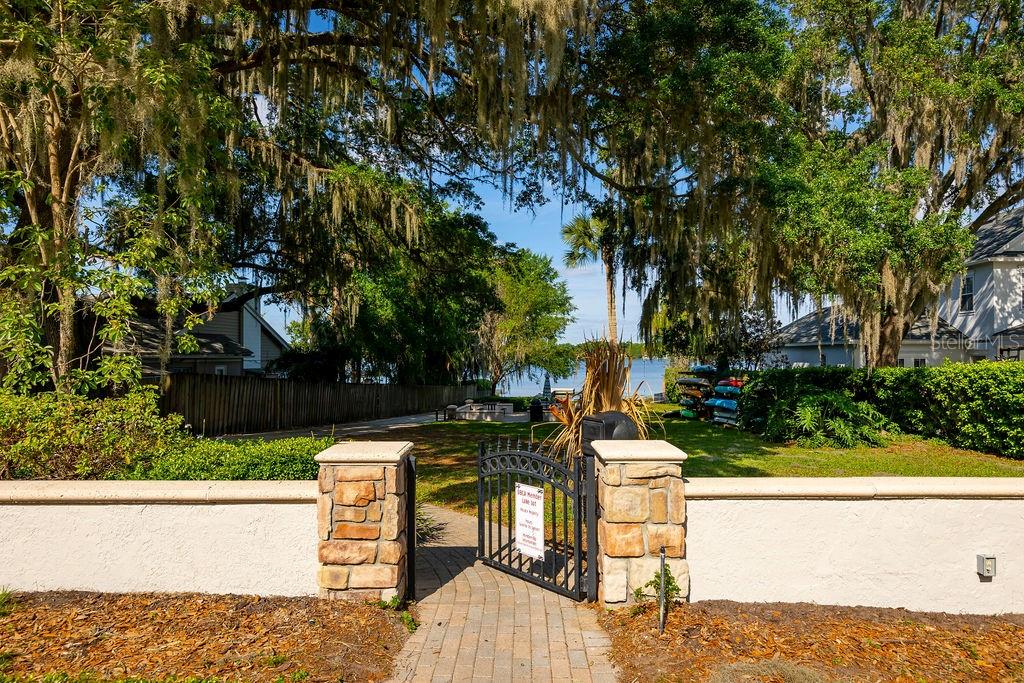 Property listing photo for 1611 Huron TRAIL