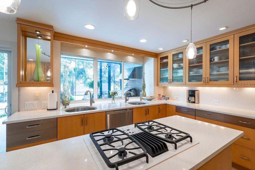 Property listing photo for 1611 Huron TRAIL