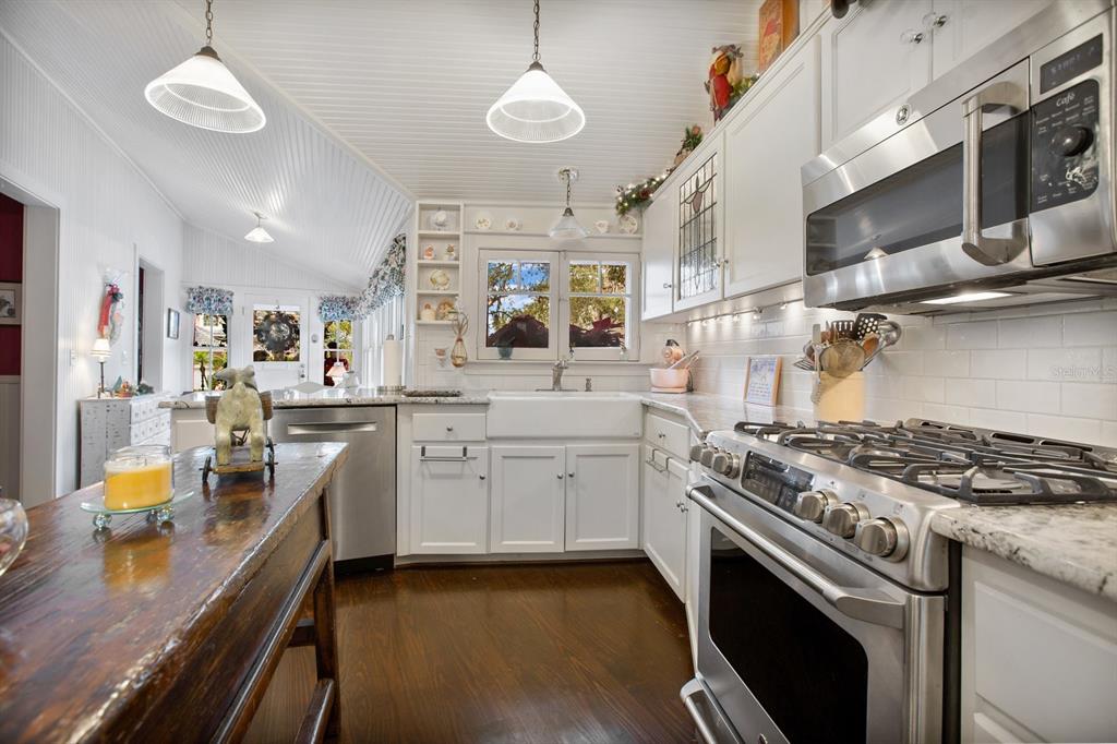 Property listing photo for 1554 Harris CIRCLE