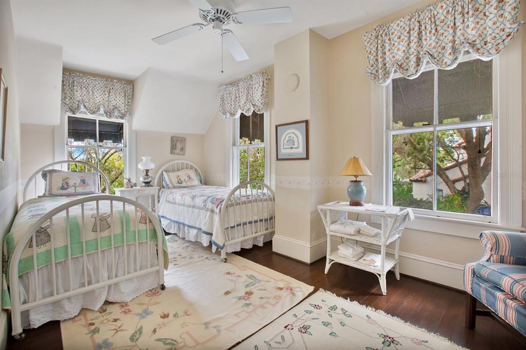 Property listing photo for 1554 Harris CIRCLE