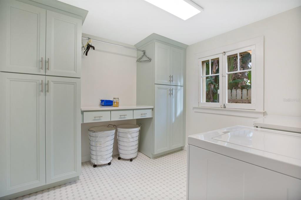 Property listing photo for 1554 Harris CIRCLE