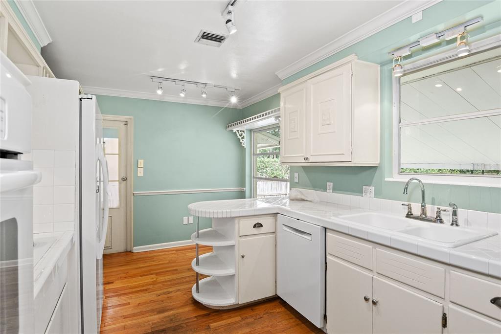 Property listing photo for 131 E Reading WAY
